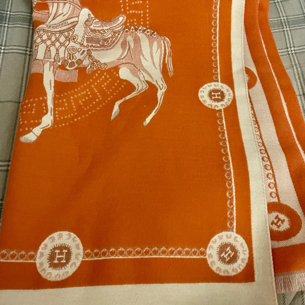 Cashmere H Orange and White Scarf w/ light Pink and Horse - Picture 2 of 3